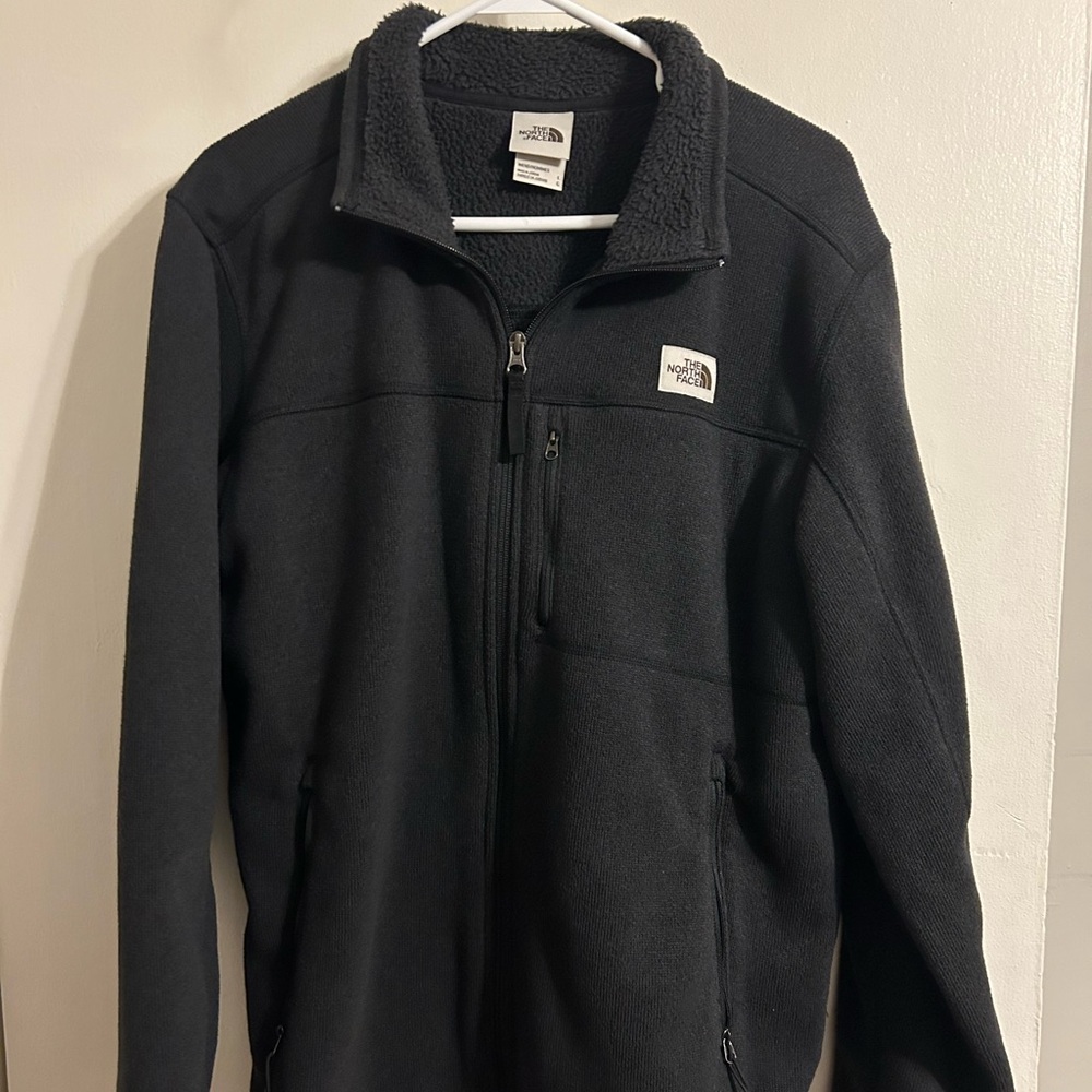 Men’s Northface Pullover